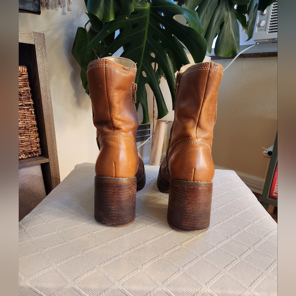 Vintage Mudd Y2K Brown Heeled Boots - Picture 3 of 5